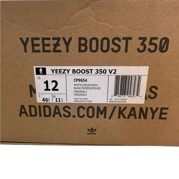 Yeezy Boost 350 V2 Size 12 - Picture 15 of 15
